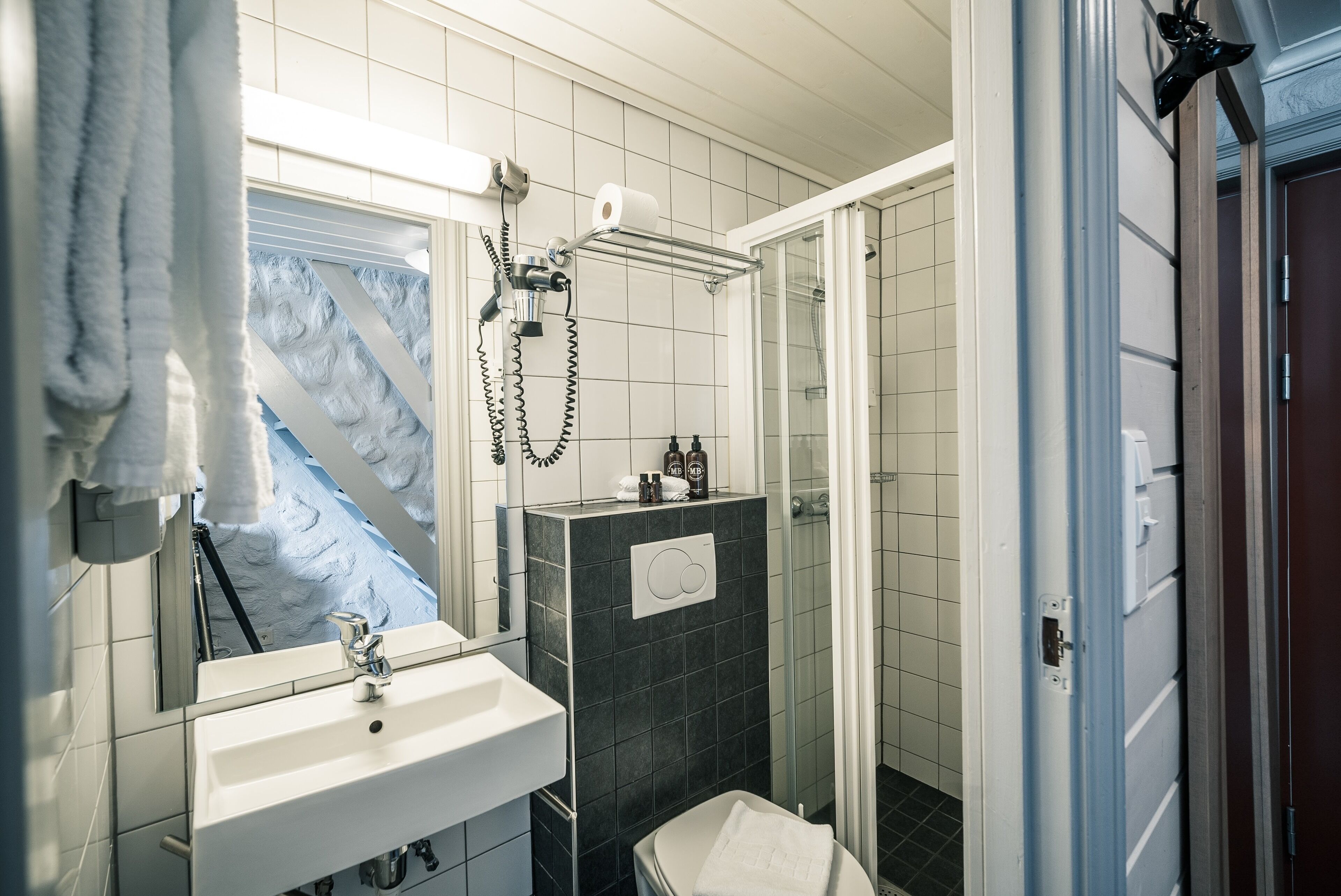 classic double room | bathroom | shower, hair dryer, bathrobes, towels