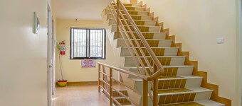 OYO 592 La Briana Guest House