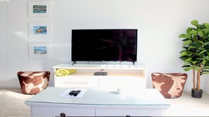 Apartment, 1 Bedroom | Television