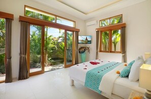 2 bedrooms, in-room safe, iron/ironing board, WiFi - 2BDR Villa in Seminyak (Kuta,)