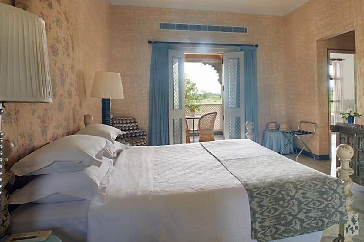 Coffres-forts dans les chambres, bureau