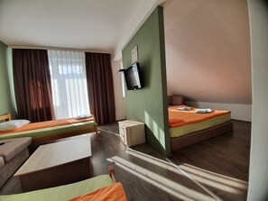 Basic Double Room | Free WiFi