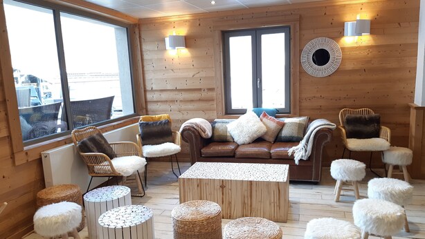 Bar (on property) - Hôtel Les Essarts (Valloire)