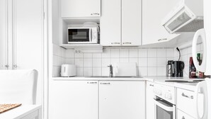 Unclassified image, 5 of 12, button - WeHost Hakaniemenkatu 9 A 26 (Helsinki)