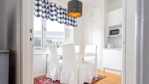 Unclassified image, 3 of 12, button - WeHost Hakaniemenkatu 9 A 26 (Helsinki)