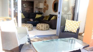 Apartment | Terrace/patio