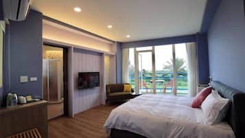 Classic Double Room, Courtyard View (2F)