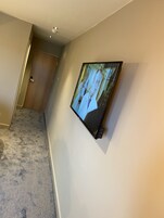 Double Room | Free WiFi, bed sheets