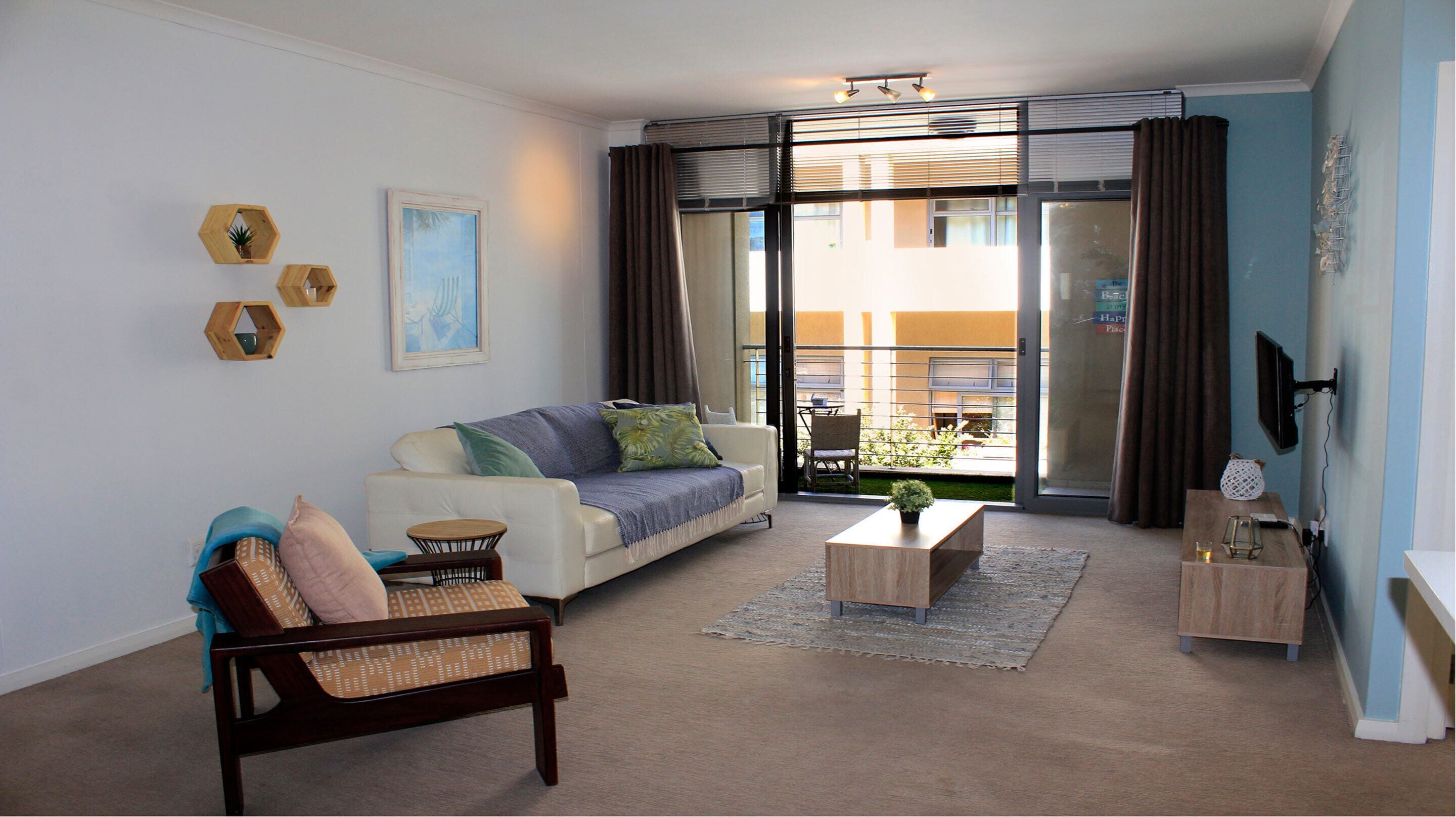 Apartment, 1 Bedroom | Living area