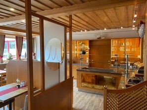 Restaurant - Pension- Hotel Maximilian (Bad Fuessing)