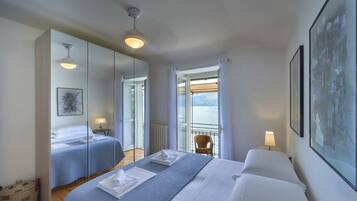 2 Schlafzimmer, BĂŒgeleisen/BĂŒgelbrett, WLAN, BettwĂ€sche