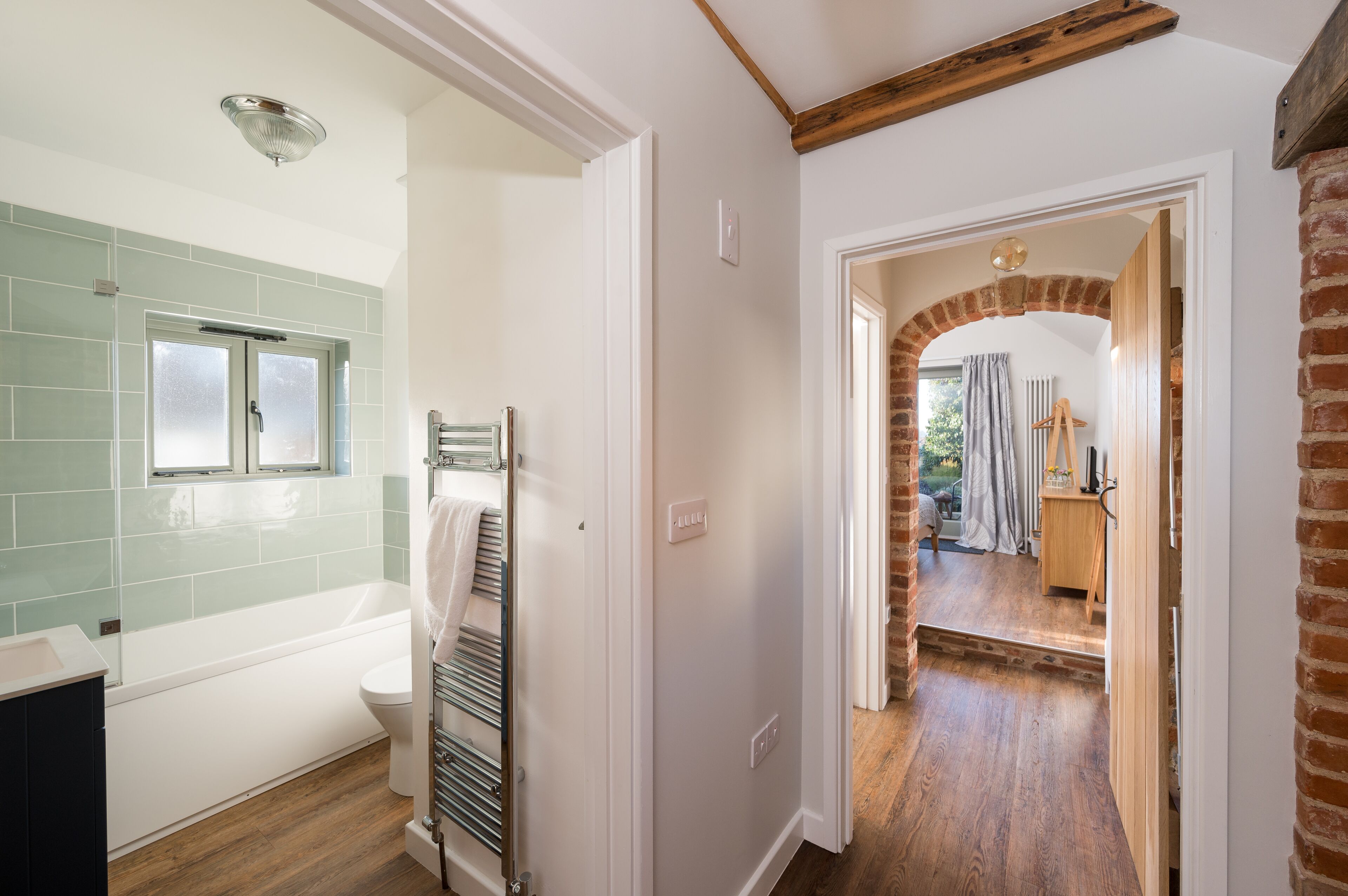 Combined shower/bathtub, hair dryer, towels, soap
