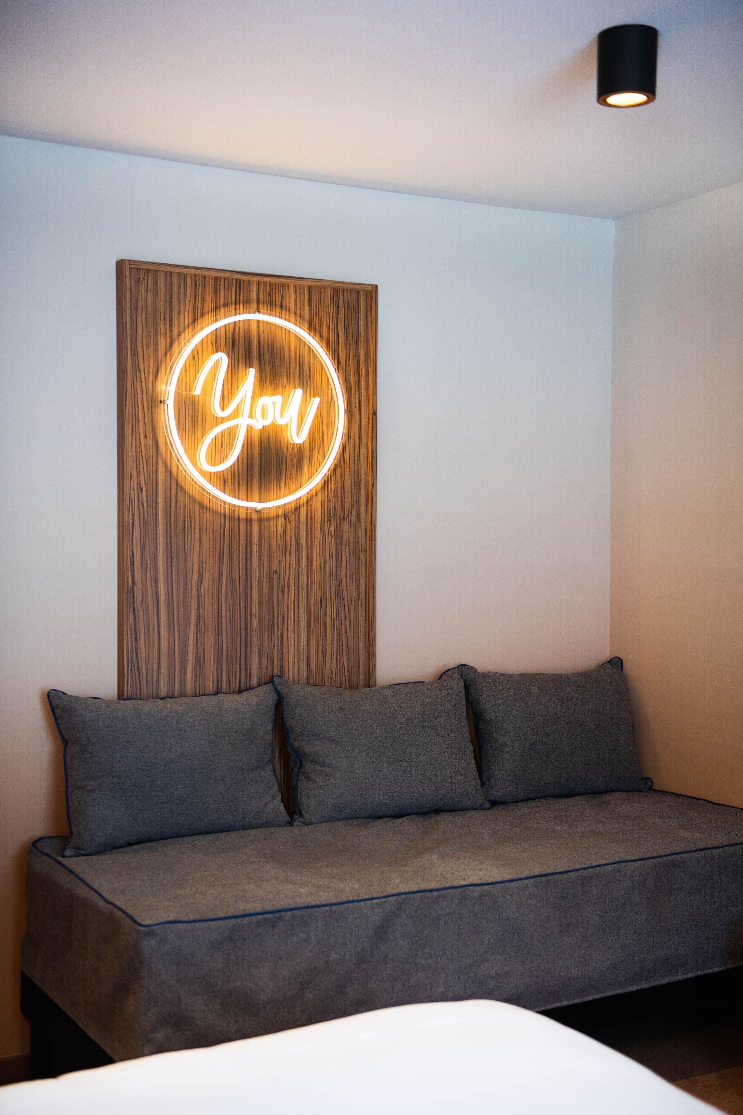 1 bedroom, premium bedding, laptop workspace, blackout curtains