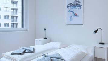 3 bedrooms, bed sheets