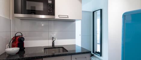 Studio, keittiö | Yksityinen keittiö | Mikroaaltouuni, astianpesukone, kahvin-/teenkeitin, syöttötuoli