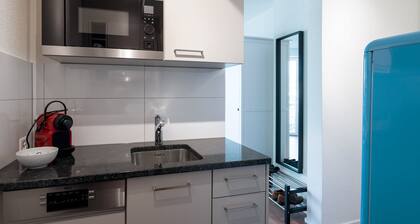 ZH Tiger - Altstetten Hitrental Apartment