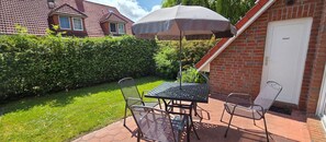 Unclassified image, 4 of 22, button