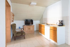Comfort Double Room | Private kitchen