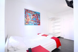 Studio, cuisine | Draps fournis