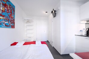 Studio, cuisine | Draps fournis
