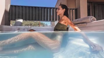 Premium Studio Suite, Hot Tub (Outdoor Jacuzzi)