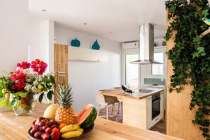 Fridge, oven, coffee/tea maker, cookware/dishes/utensils - Beachfront luxury villa with hot tub & sunset view (Chania)