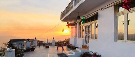 Fachada de la propiedad