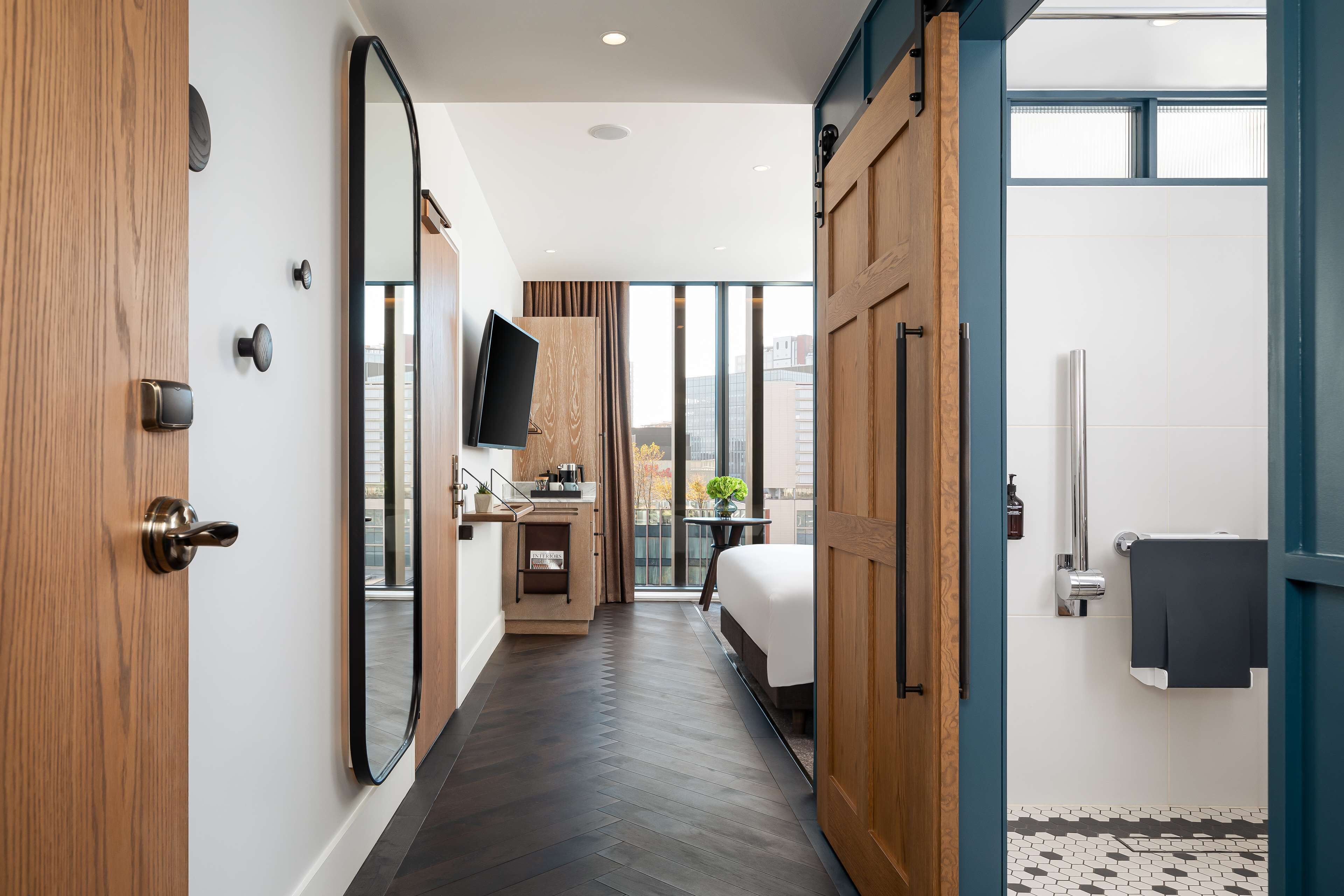 Room, 1 King Bed, Accessible | Individually decorated, individually furnished, laptop workspace