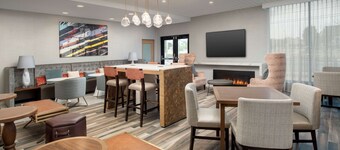 Hampton Inn Boston Logan Airport Chelsea