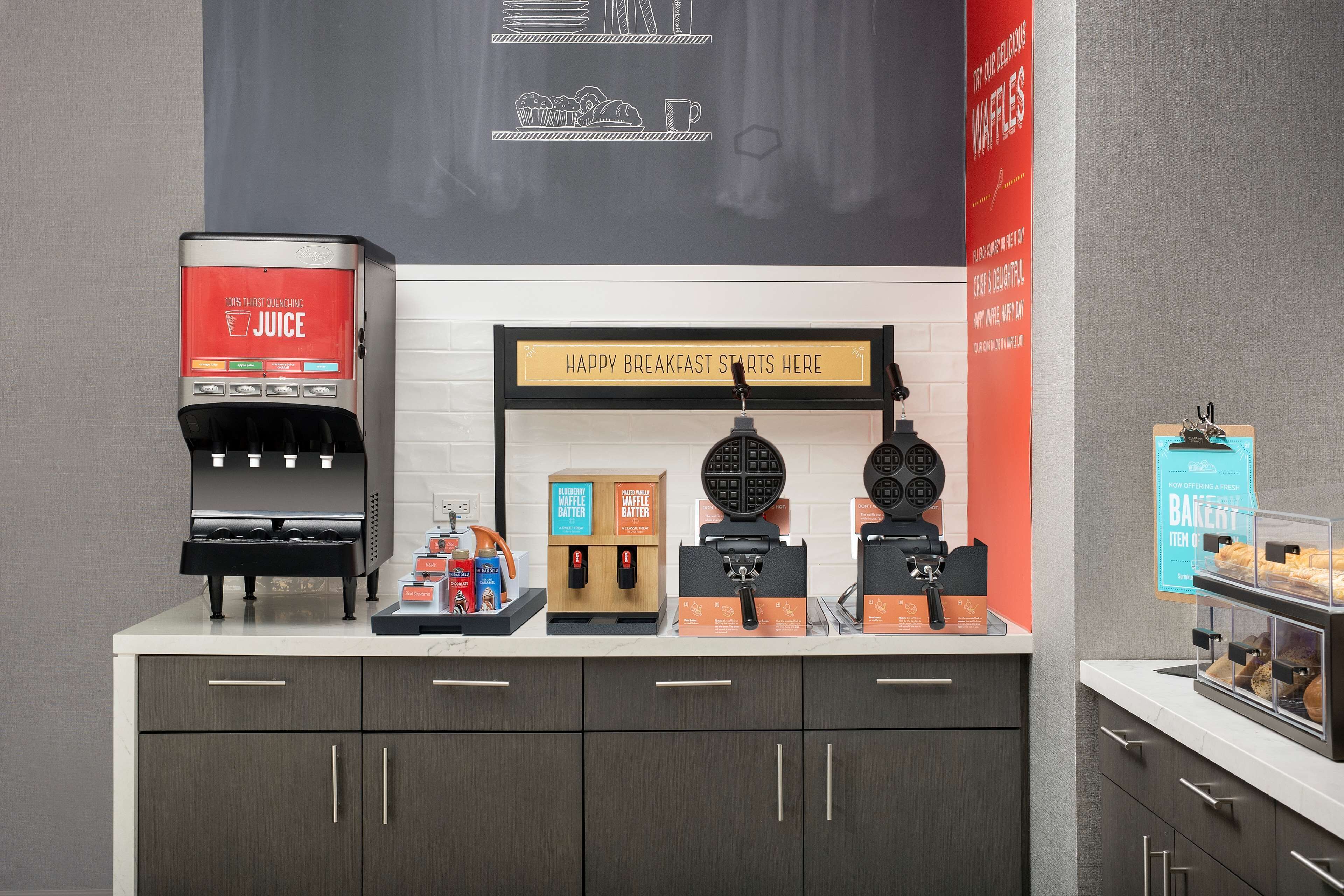 free daily continental breakfast