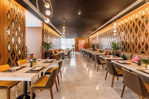 Daily buffet breakfast (QAR 70 per person)
