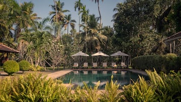 Piscina externa