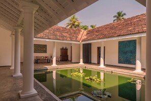 Interior detail - Uga Riva Negombo (Kochchikade)