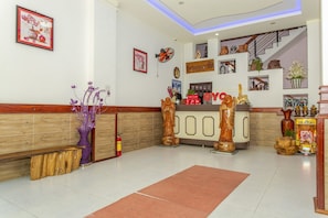 Reception - OYO 962 Tulip Motel (Da Nang)