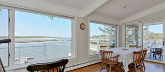 Terra Nova Cottage Waterfront! Enjoy stunning views & sunsets over the Annisquam