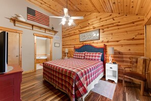 Cottage, 4 Bedrooms - Ozarks Oasis 4 Bedroom Cabin by RedAwning (Branson)