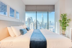 Deluxe Apartment, 3 Bedrooms, Non Smoking (2505) | In-room safe, blackout drapes, iron/ironing board - Maison Privee Marquise Square (Dubai)