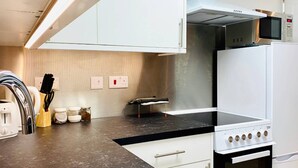 Unclassified image, 4 of 11, button - Modern Seafront Apartment (Hove)