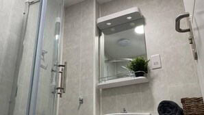 Unclassified image, 5 of 11, button - Modern Seafront Apartment (Hove)