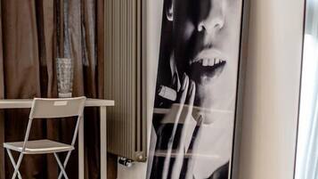 1 chambre, décoration personnalisée, ameublement personnalisé