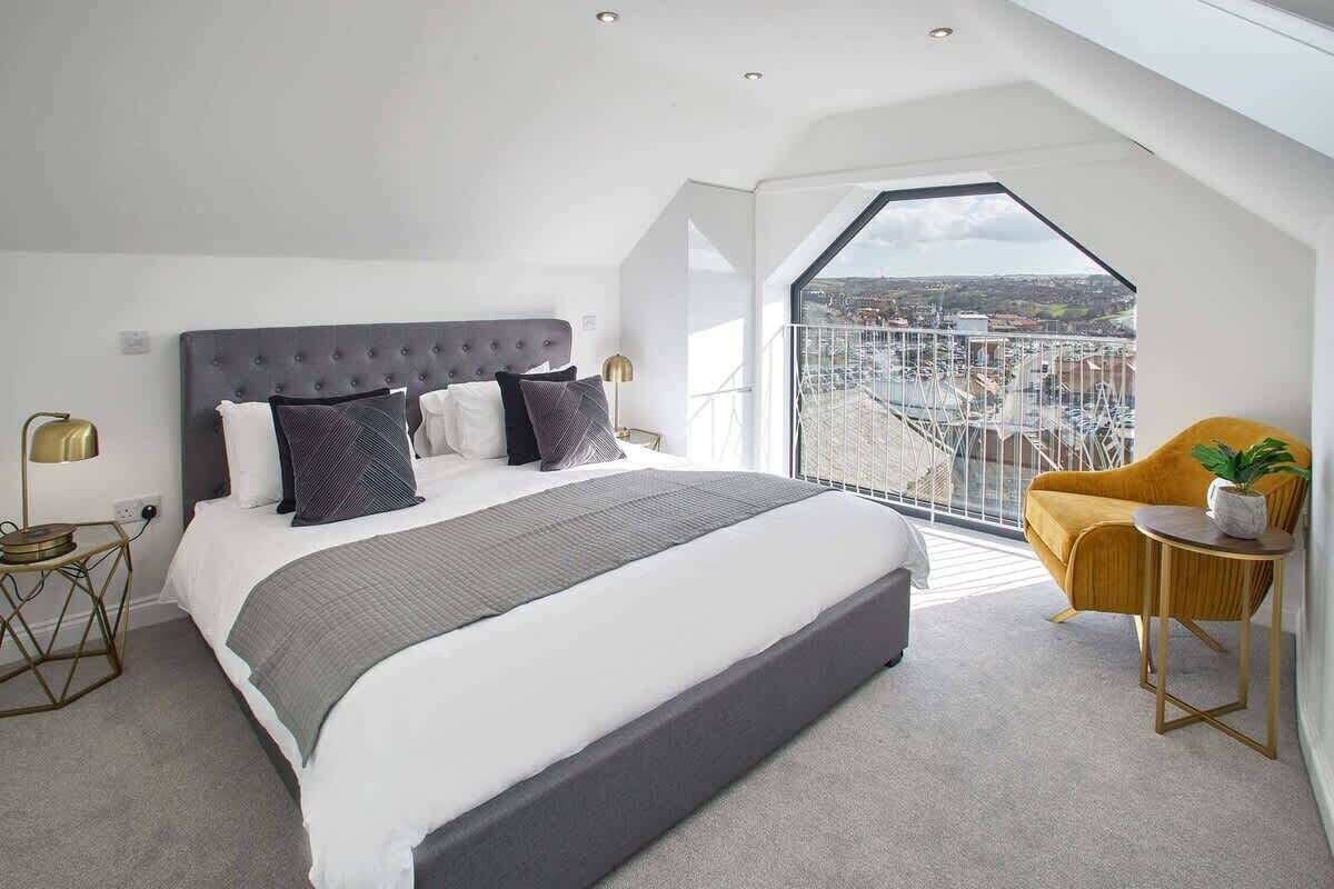 1 slaapkamer, een strijkplank/strijkijzer, gratis wifi, beddengoed