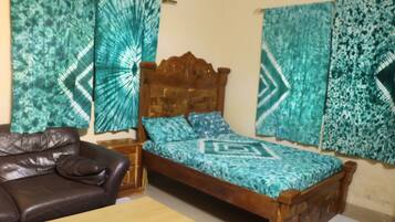 Apartment | 1 bedroom, minibar, iron/ironing board, free WiFi