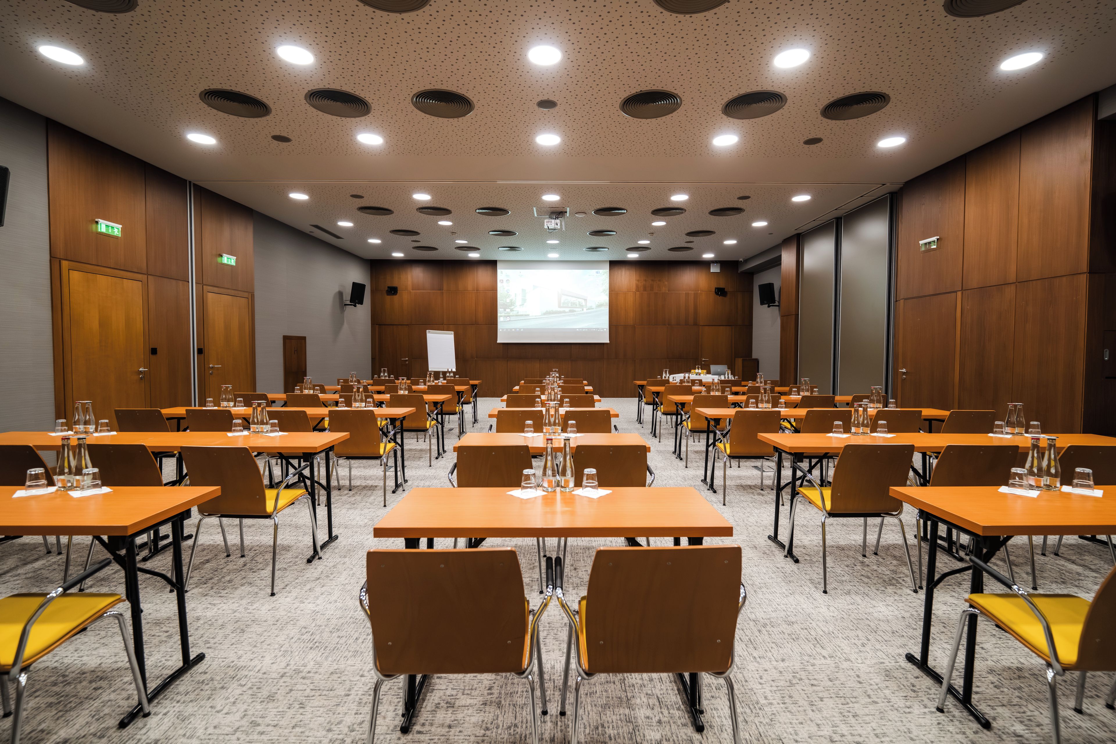 สถานที่จัดงานประชุม