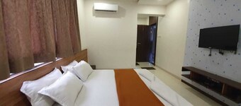Hotel Sai Gold Inn