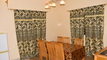 Daily full breakfast (USD 10 per person)