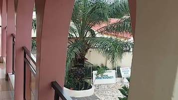 Căn hộ phong cách cổ điển | Quang cảnh từ phòng