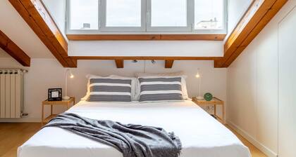 Luxury 350 Sq Mt flat✦Terrace Central Trieste ✦Free Wifi