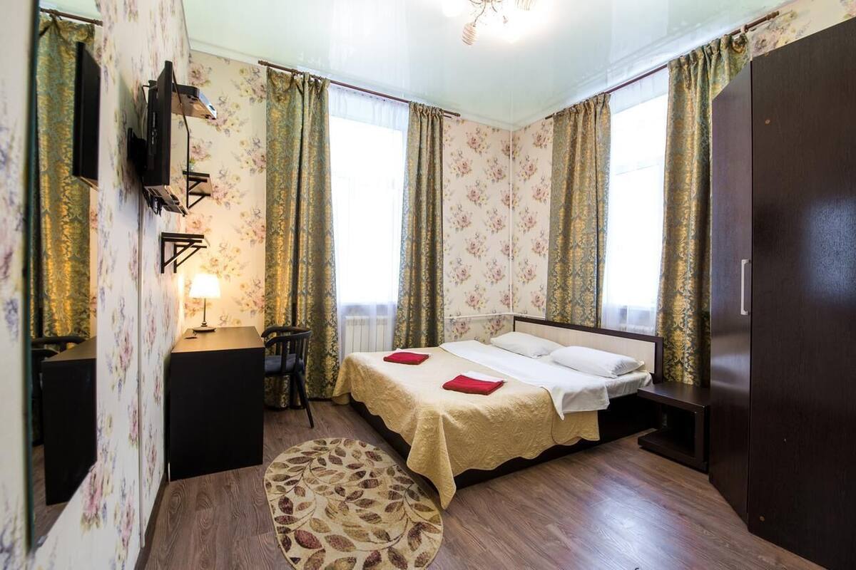 Chambre Double Deluxe | Bureau, fer et planche à repasser, Wi-Fi gratuit, draps fournis