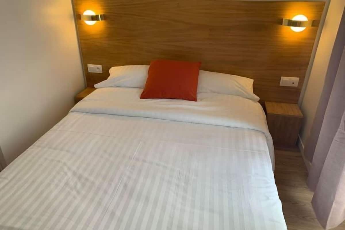 Lits bébé (en supplément), Wi-Fi gratuit, draps fournis