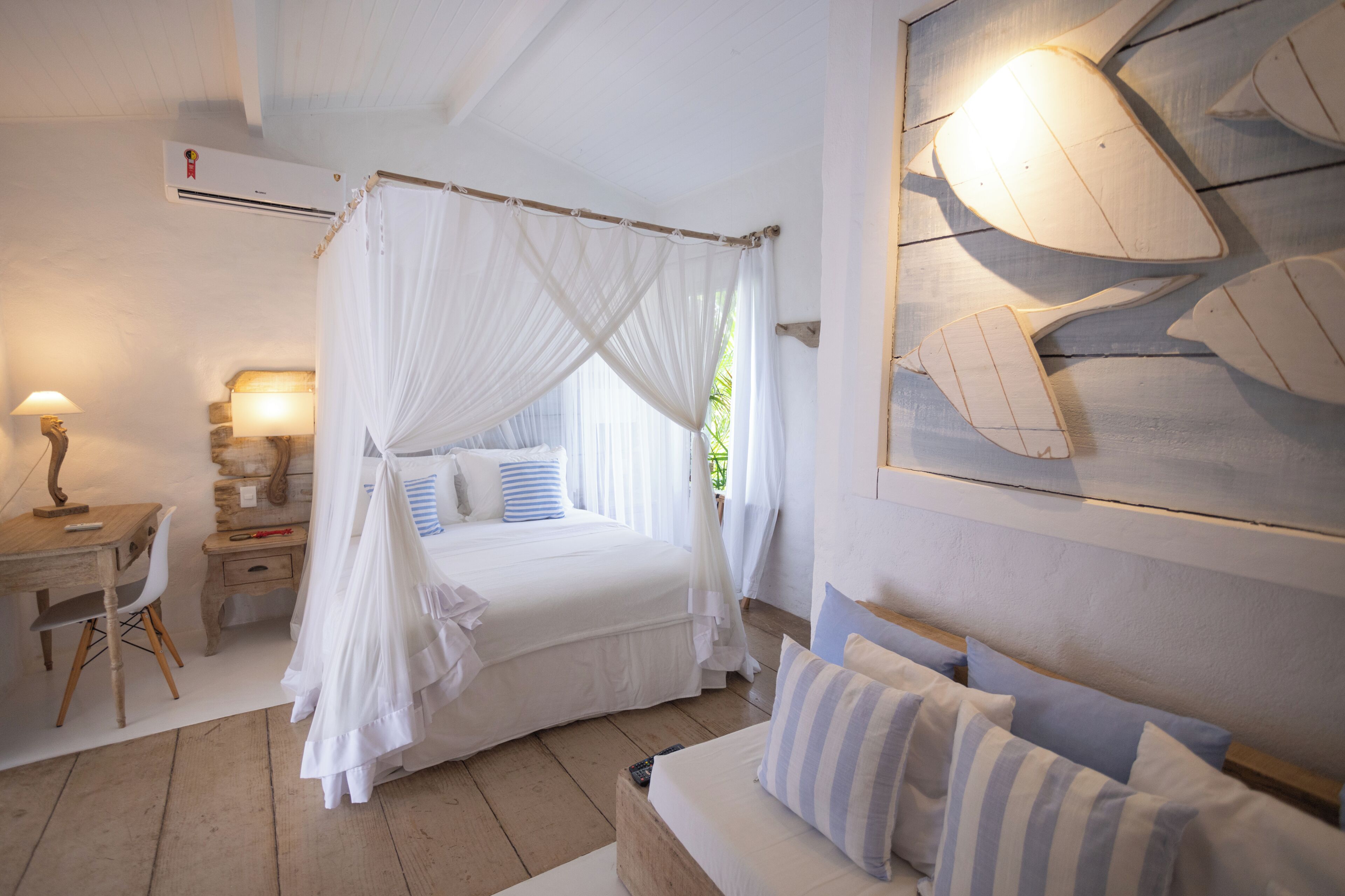 Suíte superior (Quadrado) | Roupas de cama premium, frigobar, cofres nos quartos